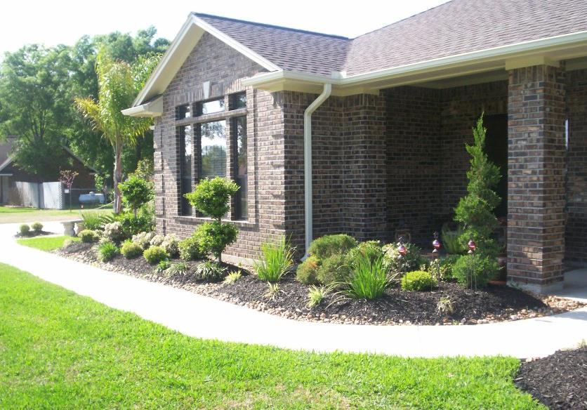 Michael's Irrigation and Landscaping: Service Image-0